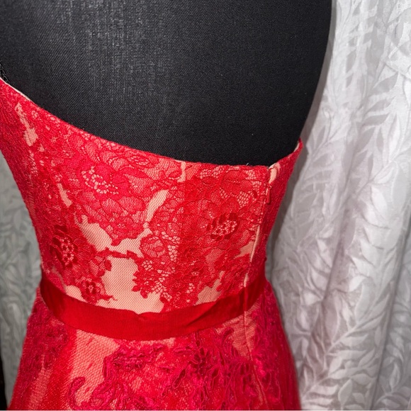 Strapless red and nude floral lace formal size 2 long prom sexy dress - Picture 11 of 13